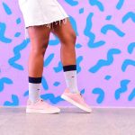 AmorSocks-calcetines-socks-colaboracion-barqet-triangulos-axioma-azul-rosa-blanco