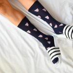amorsocks-calcetines-socks-pie-helado-azul-marino-navy-rosa-pies-frigopie-helado