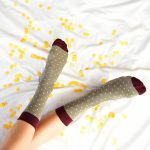 amorsocks-calcetines-socks-verde-khaki-kaki-lunares-topos-amarillo-mostaza-dots-yellow