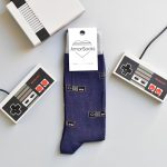 AmorSocks-calcetines-socks-mandos-nintendo-nes-minines-nintendomini-retro-80s-Azul-marino-gris-navy-grey