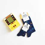 amorsocks-calcetines-socks-kids-niños-comecocos-pacman-arcade-80s-navy-azul-marino-amarillo-namco